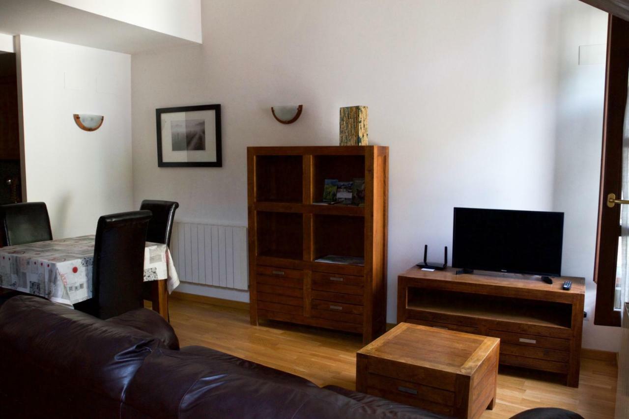 Cau D Aneu Duplex En El Centro D Esterri D Aneu エステリ・ダネウ エクステリア 写真