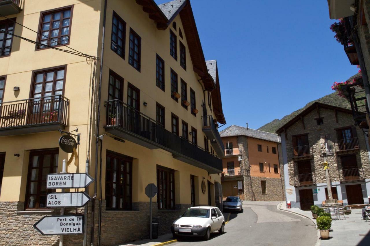 Cau D Aneu Duplex En El Centro D Esterri D Aneu エステリ・ダネウ エクステリア 写真