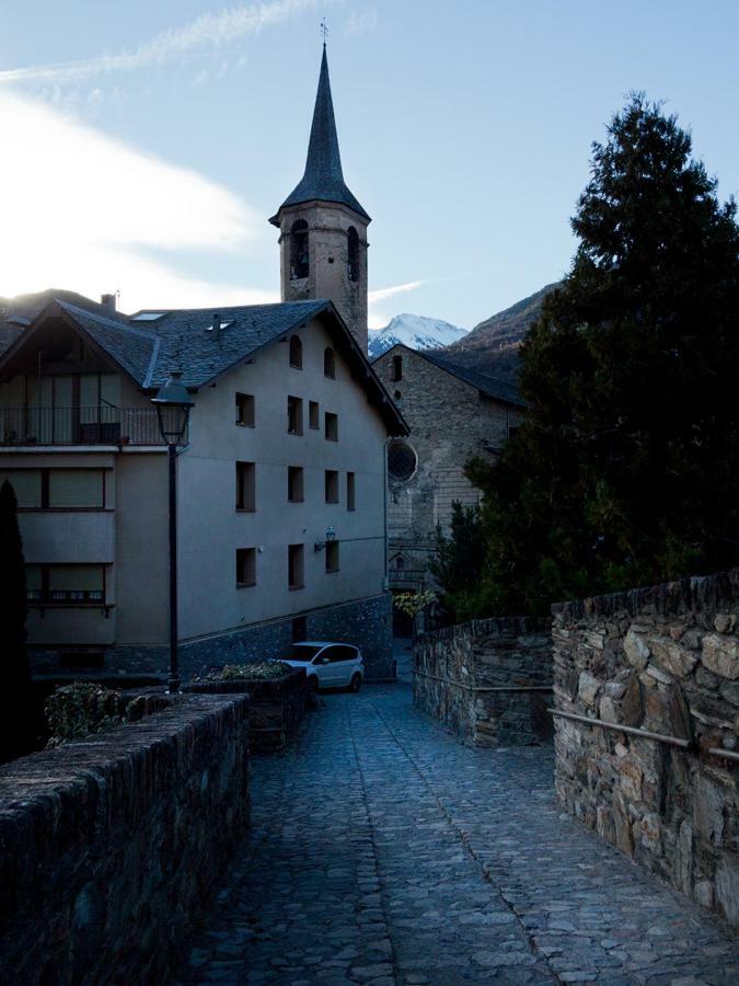 Cau D Aneu Duplex En El Centro D Esterri D Aneu エステリ・ダネウ エクステリア 写真
